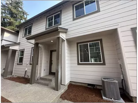14452 SW 165th Ave, Tigard, OR 97224