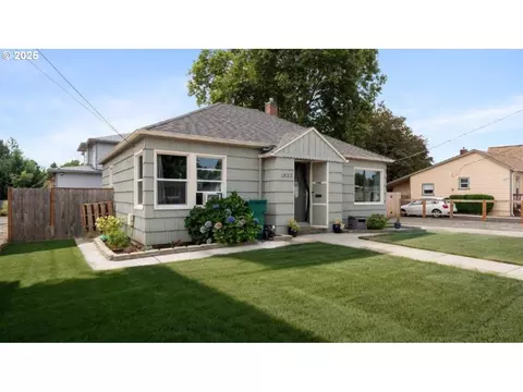 1522 E 2nd St, Newberg, OR 97132