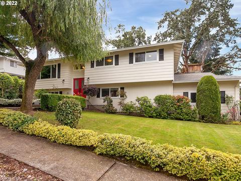 7530 Cason Ln, Gladstone, OR 97027 photo 1