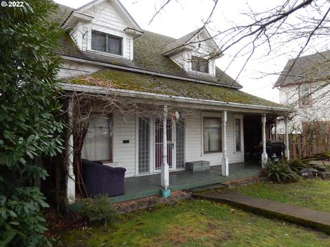 600 E 2nd St, Newberg, OR 97132 photo 1