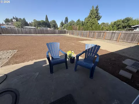 Exterior - 4478 Hilton Dr, Eugene, OR 97402 photo 17 of 17