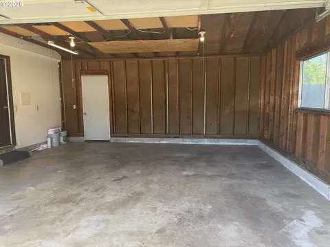 Other - 4478 Hilton Dr, Eugene, OR 97402 photo 3 of 10