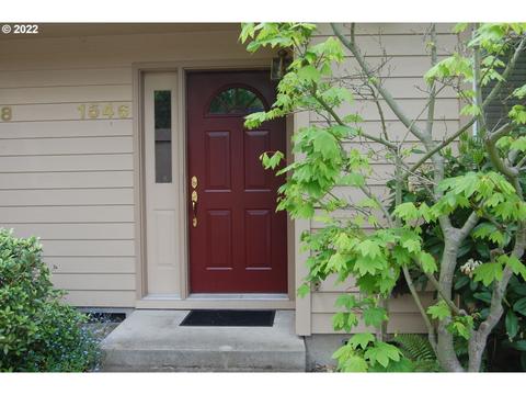 1546 Fetters Loop, Eugene, OR 97402 photo 1