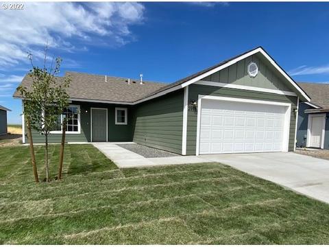 2978 High Desert Loop, Umatilla, OR 97882 photo 1