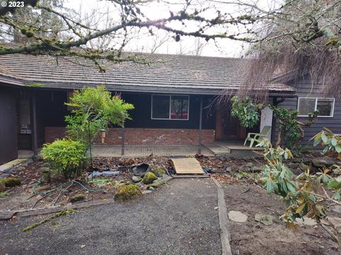 1445 Pine St, Silverton, OR 97381 photo 1