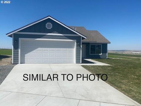 2950 High Desert Loop, Umatilla, OR 97882 photo 1