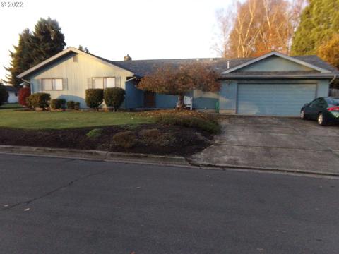 624 Blackstone St, Springfield, OR 97477 photo 1