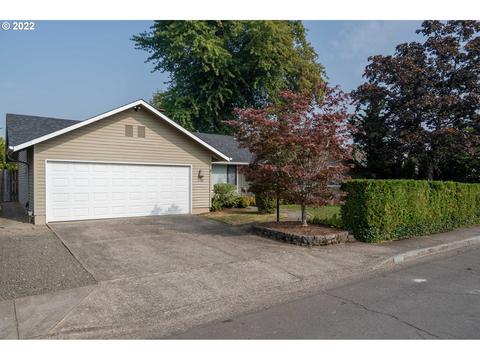 3786 Peppertree Dr, Eugene, OR 97402 photo 1