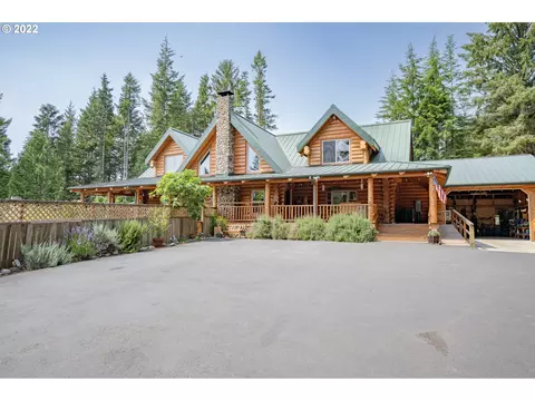 777 Chloe Dr, Lakeside, OR 97449