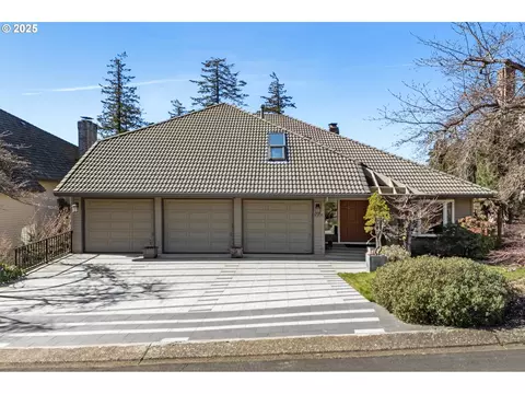 1001 SW Summit View Dr, Portland, OR 97225