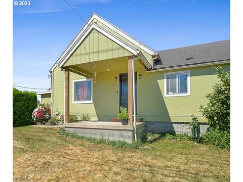 1002 Evergreen Dr, Tillamook, OR 97141