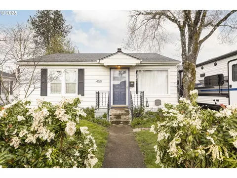 450 SE Bradley St, Albany, OR 97321