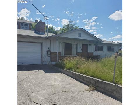 320 Barratt Blvd, Heppner, OR 97836 photo 1