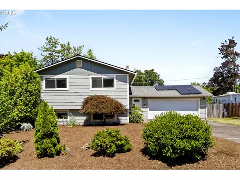 15326 SE La Marquita Way, Milwaukie, OR 97267