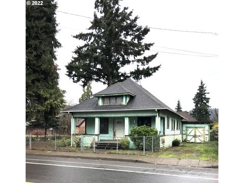 718 S 6th St, Cottage Grove, OR 97424