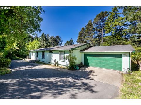 8314 NW Seal Rock St, Seal Rock, OR 97376