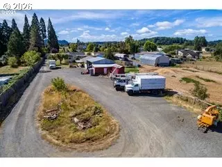28821 Royal Ave, Eugene, OR 97402 photo 4