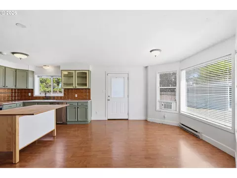28821 Royal Ave, Eugene, OR 97402 photo 20