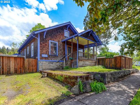 2633 Harris St, Eugene, OR 97405 photo 1