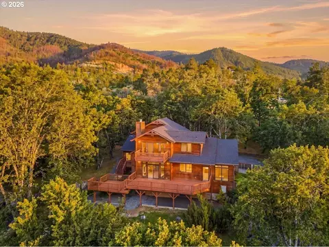 7130 Highway 66, Ashland, OR 97520