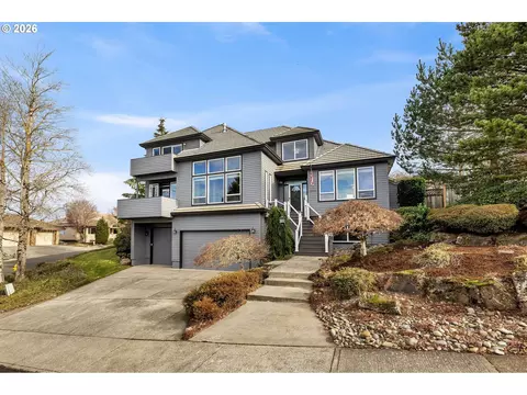 2250 NW Hood Dr, Camas, WA 98607