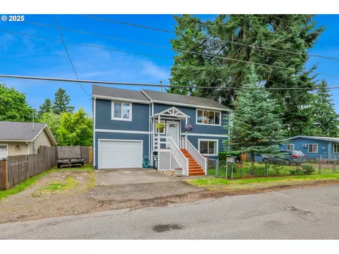 9696 SE 73rd Ave, Milwaukie, OR 97222