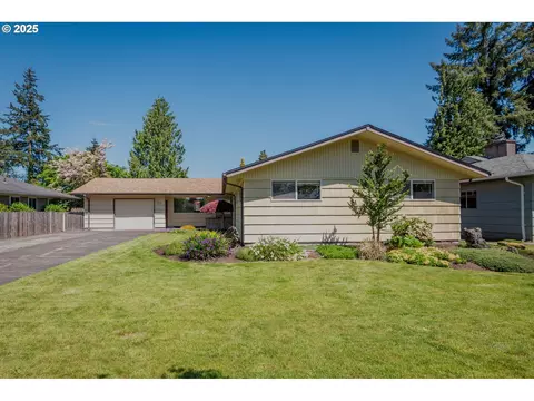 2932 Magnolia St, Longview, WA 98632