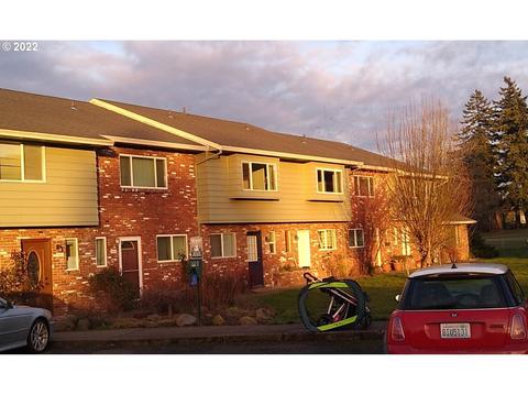 1606 NE Hogan Dr, Gresham, OR 97030 photo 1