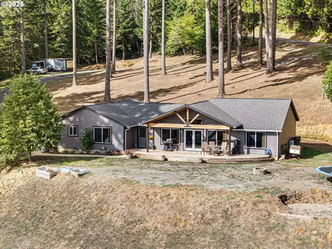 24674 Bolton Hill Rd, Veneta, OR 97487