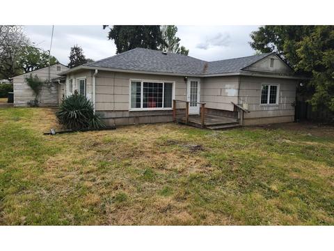 1899 N Davis St, Cornelius, OR 97113 photo 1