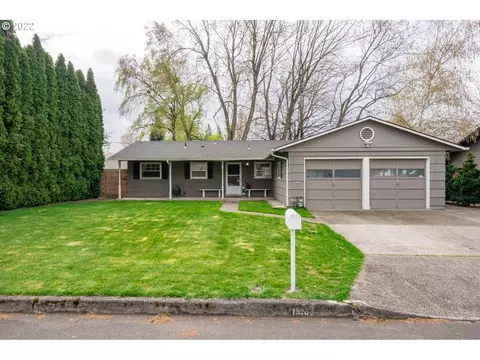 1516 SE 11th St, Gresham, OR 97080 photo 1