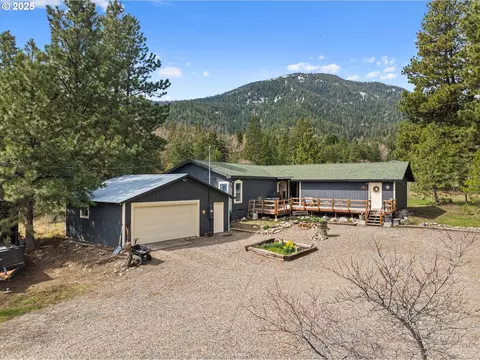 14266 Pine Creek Ln, Baker City, OR 97814