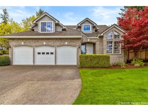 3018 Hawkins Ln, Eugene, OR 97405 photo 1