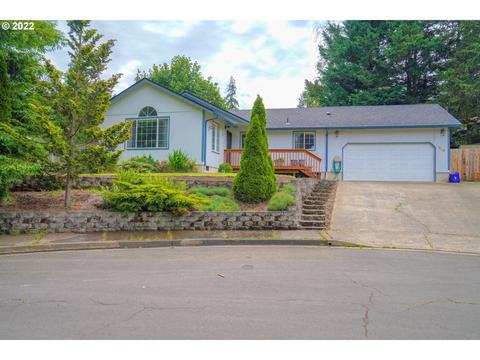 560 S 70th St, Springfield, OR 97478 photo 1