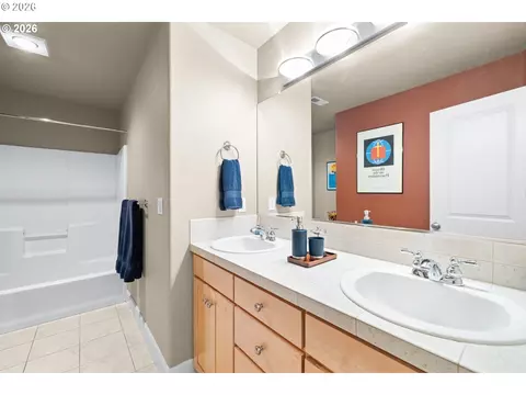 2288 Saint Moritz Loop, West Linn, OR 97068 photo 5