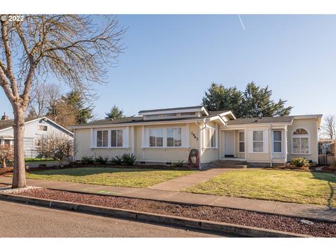 3962 Robin Ave, Eugene, OR 97402 photo 1