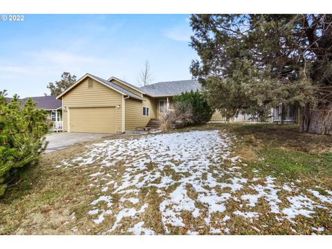 2376 NE Shadow Brook Pl, Bend, OR 97701 photo 1
