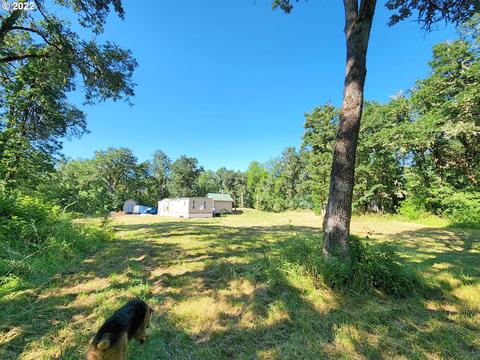 85940 Playway Rd, Eugene, OR 97402 photo 1