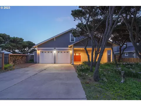 966 Beach Loop Dr, Bandon, OR 97411