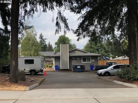 13217 SE Powell Blvd, Portland, OR 97236