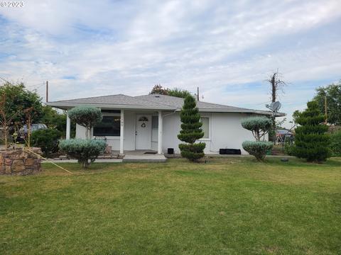 1795 NW 11th St, Hermiston, OR 97838