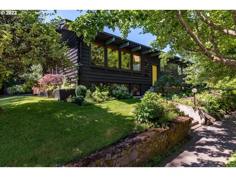2000 University St, Eugene, OR 97403 photo 1