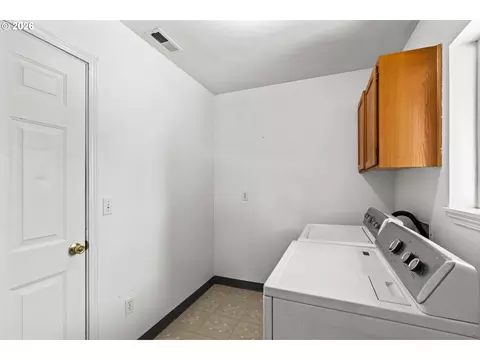 Other - 922 Williams St, Eugene, OR 97402 photo 5 of 6