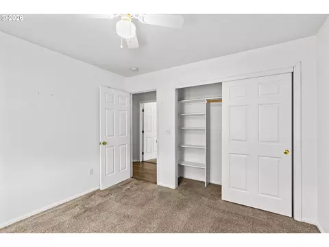 Bedroom - 922 Williams St, Eugene, OR 97402 photo 4 of 6