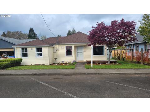 189 N Broadway St, Estacada, OR 97023 photo 1