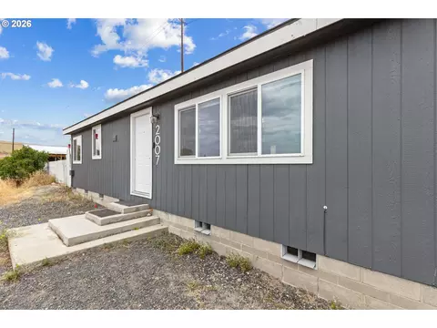 2007 SW 44th St, Pendleton, OR 97801 photo 3