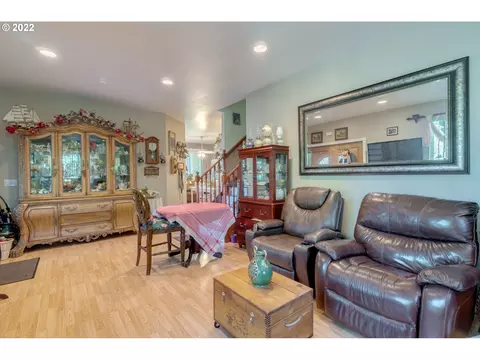 Living - 38376 Hood St, Sandy, OR 97055 photo 1 of 1