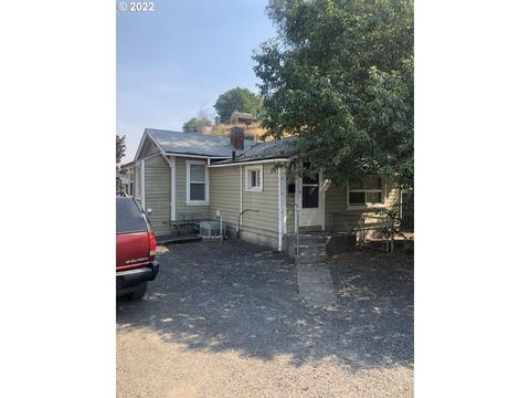 512 SW 9th St, Pendleton, OR 97801 photo 1