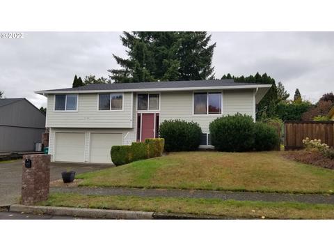 1704 SW Battaglia Ave, Gresham, OR 97080 photo 1