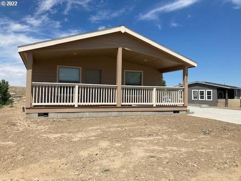 3021 SW Terrace Dr, Pendleton, OR 97801 photo 1